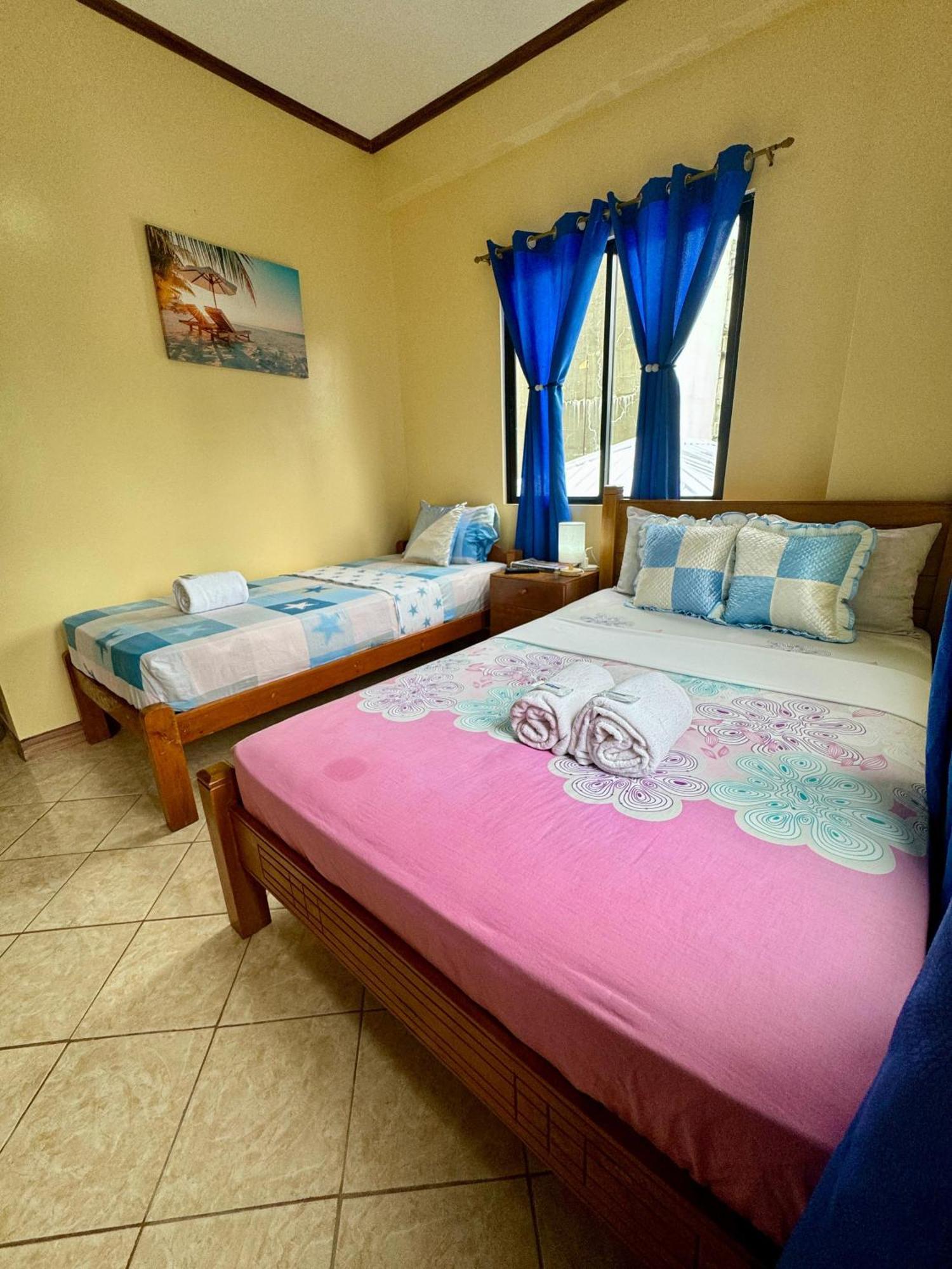 Ocean Breeze Inn Manoc-Manoc 部屋 写真