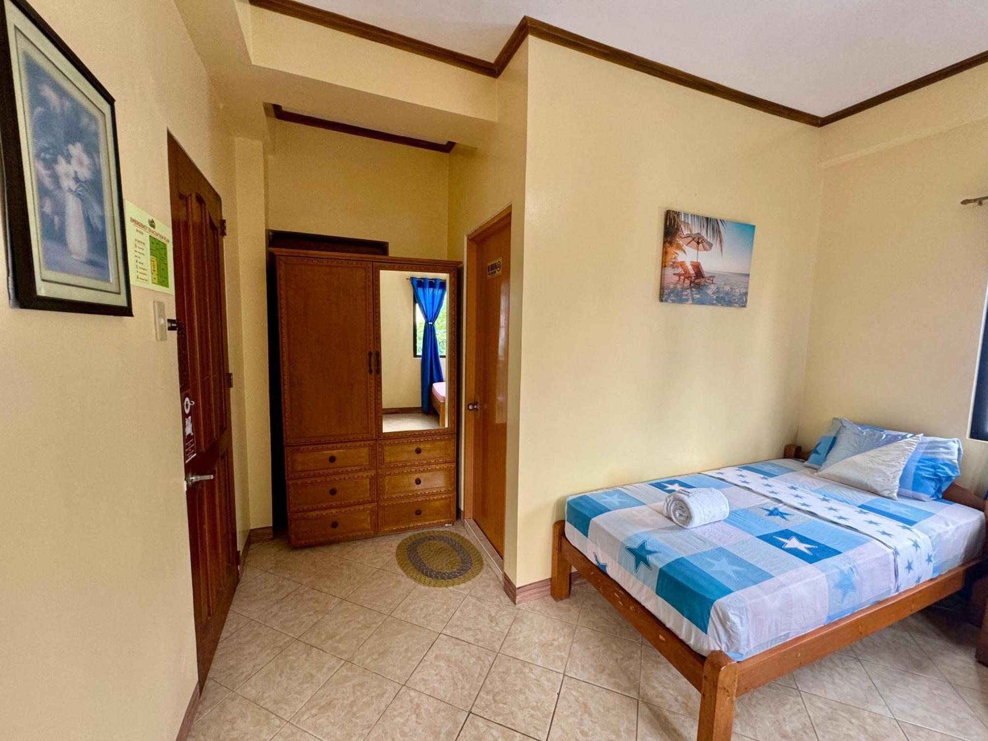 Ocean Breeze Inn Manoc-Manoc 部屋 写真