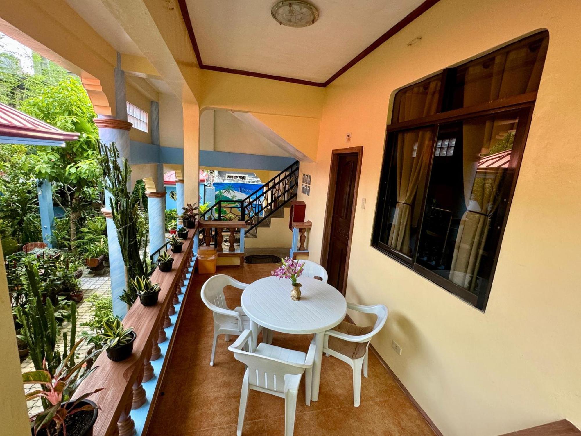 Ocean Breeze Inn Manoc-Manoc 部屋 写真