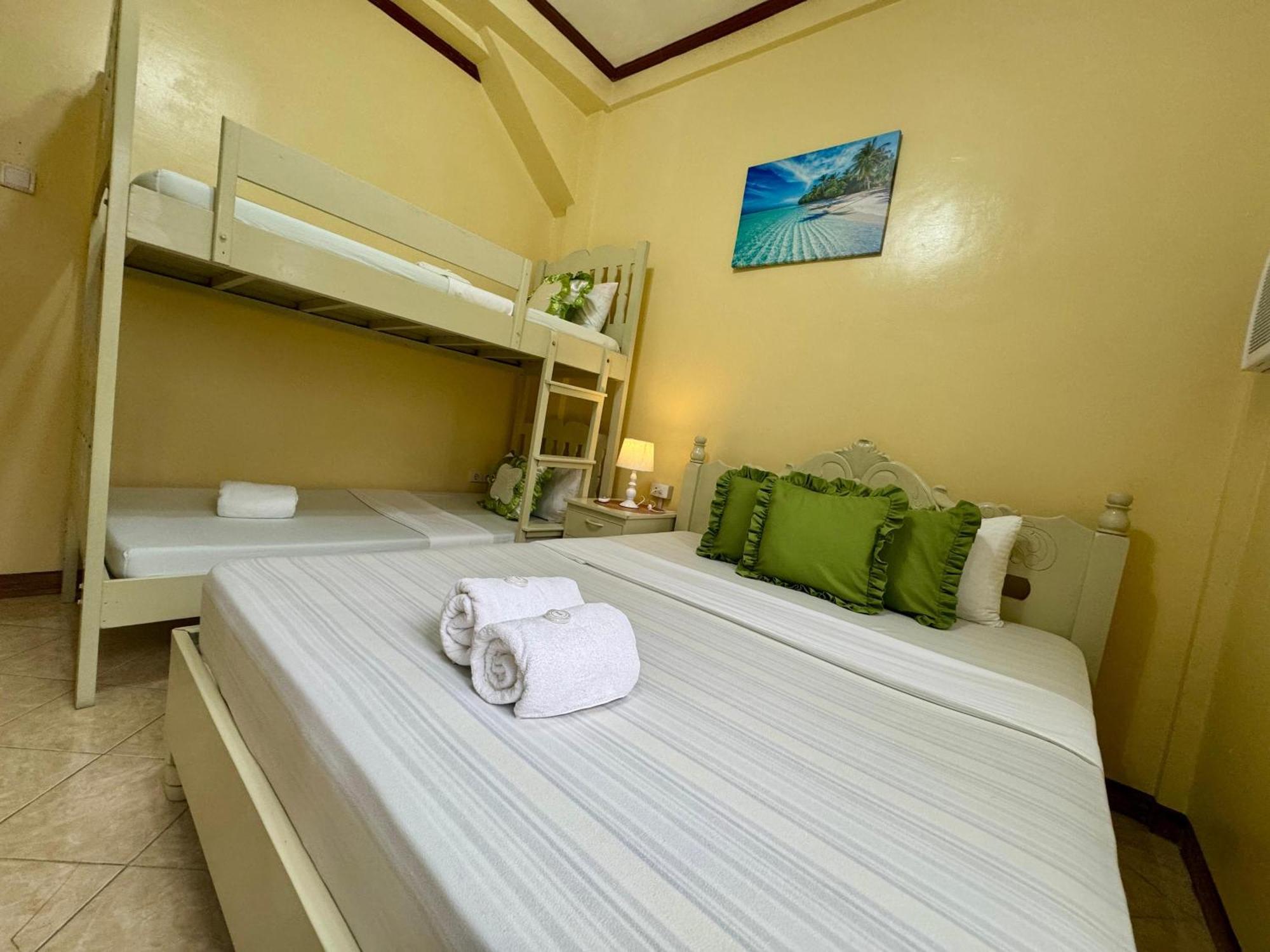 Ocean Breeze Inn Manoc-Manoc 部屋 写真